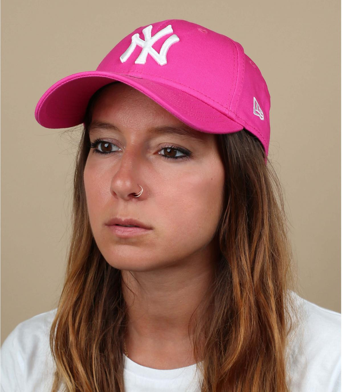 Pink curved visor cap  NY 9Forty pink